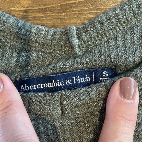 Abercrombie & Fitch Crop top - Picture 3 of 4
